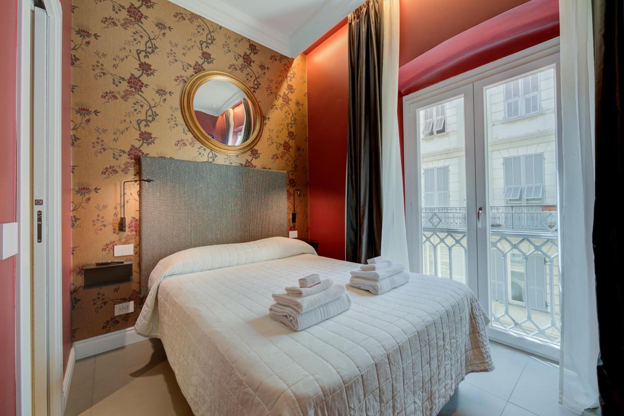 Seven Suites Apartments - Via Matteotti 178 San Remo Kültér fotó