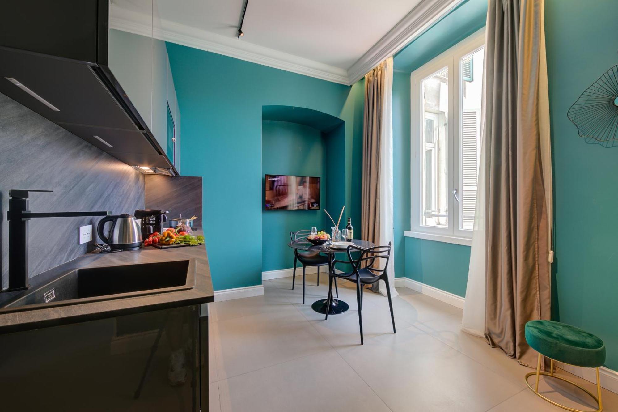 Seven Suites Apartments - Via Matteotti 178 San Remo Kültér fotó